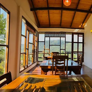 https://travellers-nest-inn.kandyhotelsnow.com